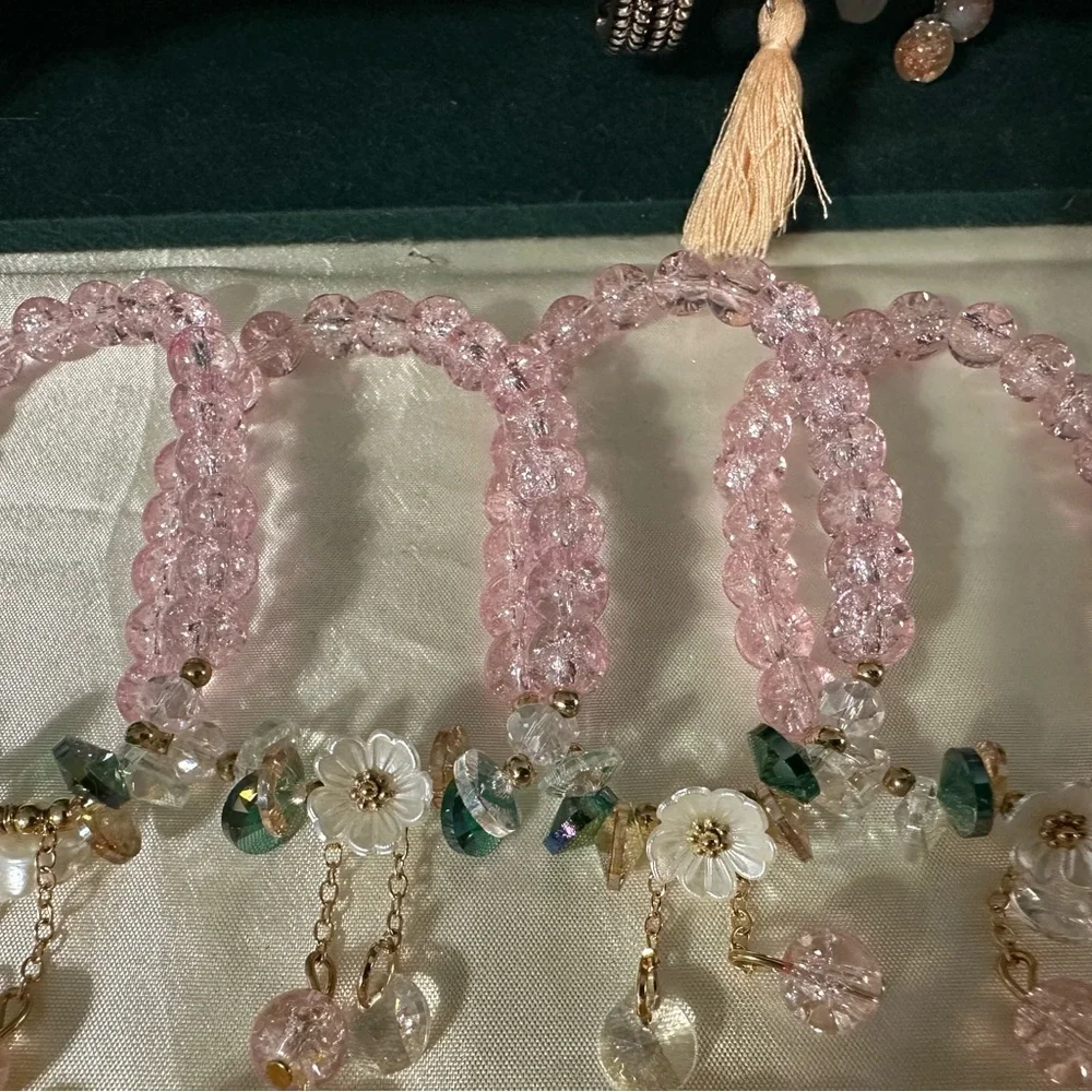 5/$15 Yellow and Pink Glass Bead Bracelets Set Mix and match any 5. - Picture 2 of 6